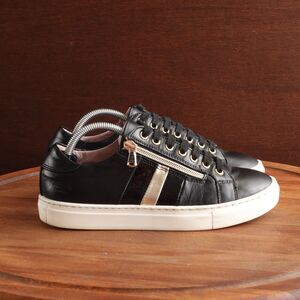 Sole Bliss Sneakers Womens SZ EU 36 US 5 Black Leather Zip Shoes Designer Italy